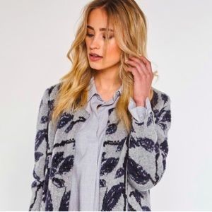 Autumn leaf Jacquard knitted cardigan